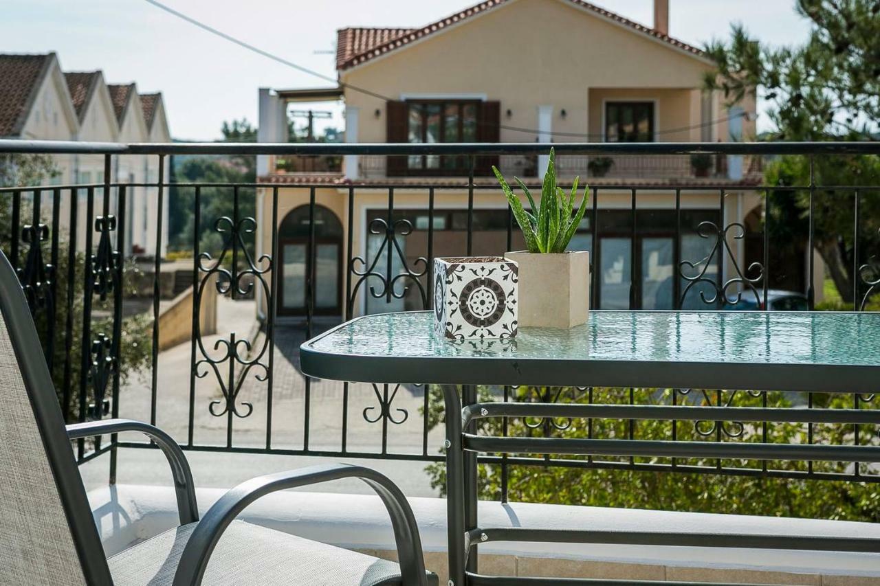 Julia'S Luxury Suites, Cephallonia Near Argostoli Kástron Eksteriør billede